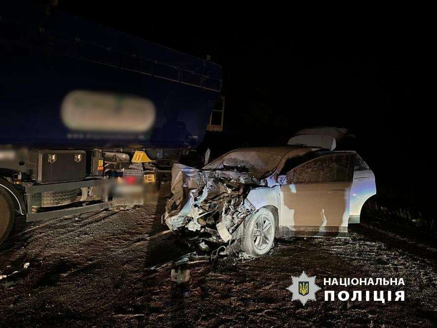 В Одеській області у ДТП загинули троє людей, ще семеро отримали травми