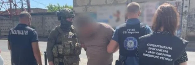 В Одесі затримали чоловіка, який вимагав $25 тисяч за "покупку" роботи в СБУ