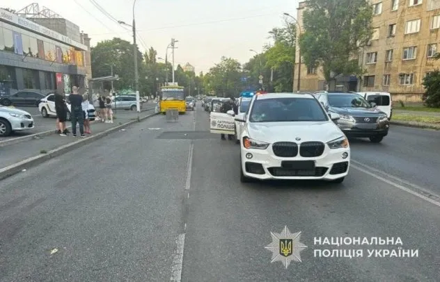 Жінка в реанімації: на Краснова в Одесі водійка BMW збила пішохідку