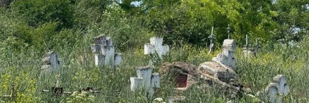 Прокуратура змусила Одеську міськраду підписати договір на охорону історичного Куяльницького кладовища, - ФОТО