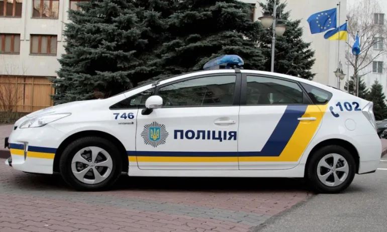 Мати віддала немовля незнайомці: в Одесі поліцейські врятували дитину, - ФОТО