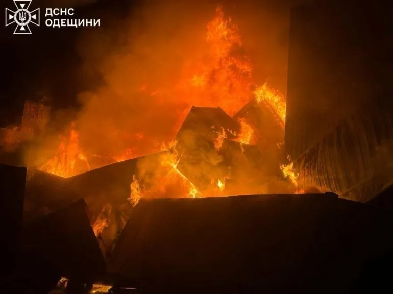 Вибухи на Одещині: прокуратура повідомила про наслідки удару дронів по Чорноморську
