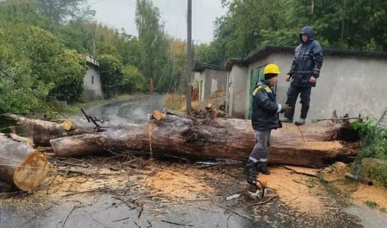 Від темряви до світла: енергетики повернули світло для 112 тисяч родин Одещини