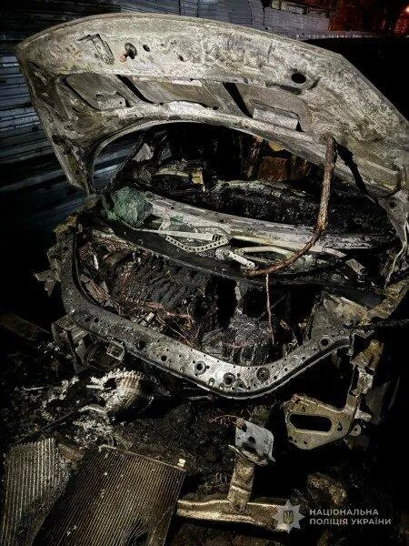 Підпал авто в Одесі: двоє чоловіків отримали 4 та 5 років тюрми