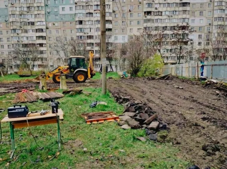 У Пересипському районі Одеси будують новий бювет, - ФОТО