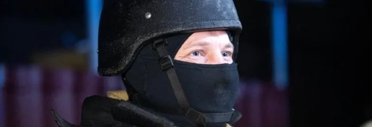 В Одесі в квартирі знайшли тіло жінки: рятувальники відкривали двері