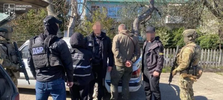 “Чорний” ліс і шантаж: на Одещині лісник вимагав гроші з працівників