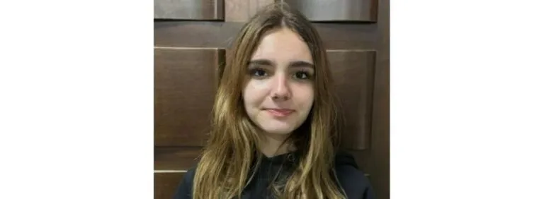 Пішла з лікарні й зникла: в Одесі розшукують 14-річну Христину Панкову
